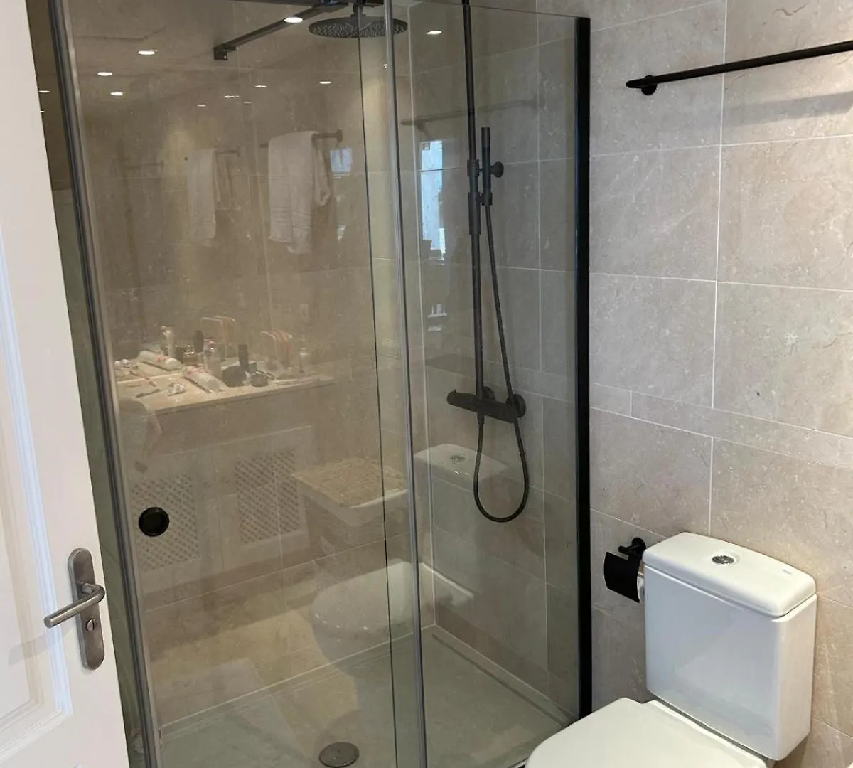 Apartament Casa Colline Marbella 0*,